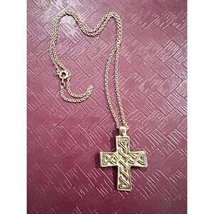 Vtg MMA Metropolitan Museum of Art Cross Pendant Necklace Gold Tone Chain Perfec